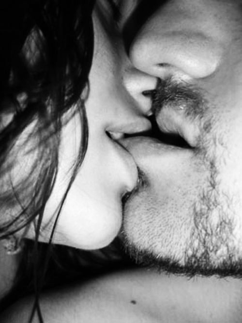 25 Kisses All Girls Should Know to Kiss like a Queen ...