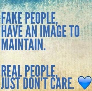 30 Best Quotes about Fake People HD Wallpaper