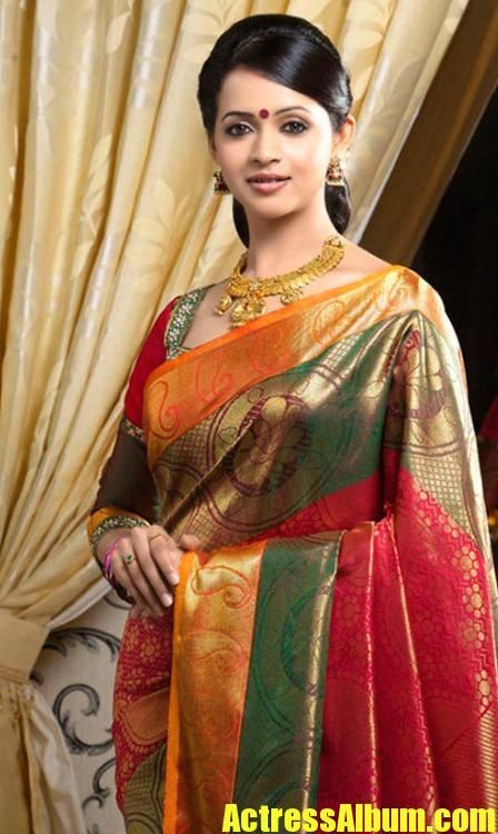 Actress Bhavana Latest Cute Photos - Actress Album