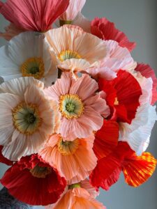Artificial Flowers , Prettiest Paper , Silk Flowers HD Wallpaper
