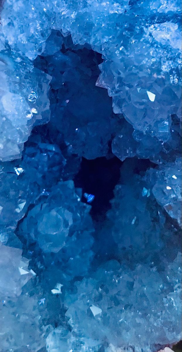 Beautiful blue crystal! | Dark blue wallpaper, Cute blue wallpaper, Blue aesthet