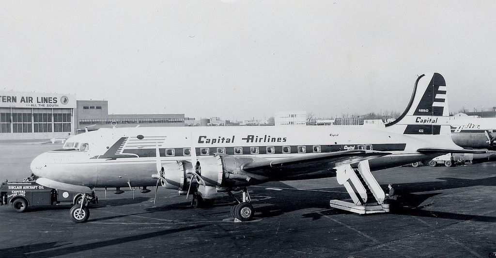 Chicago Midway Airport - Capital Airlines - Dc-4