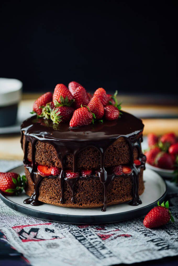 Chocolate Cake With Strawberry Filling HD Wallpaper