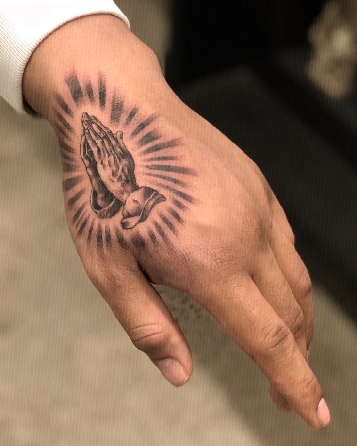 Chronic Ink Tattoo Kchen Realismtattoo Praying Hands Tatuagem Na