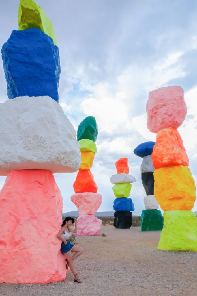 Day Trips From Las Vegas - Seven Magic Mountains &Amp; Kelso Dunes
