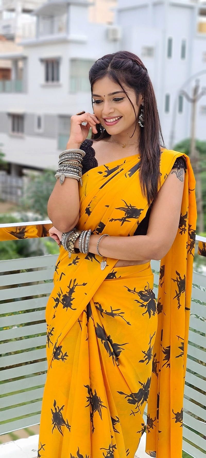Dharsha Gupta, model, south indian actress, HD phone wallpaper