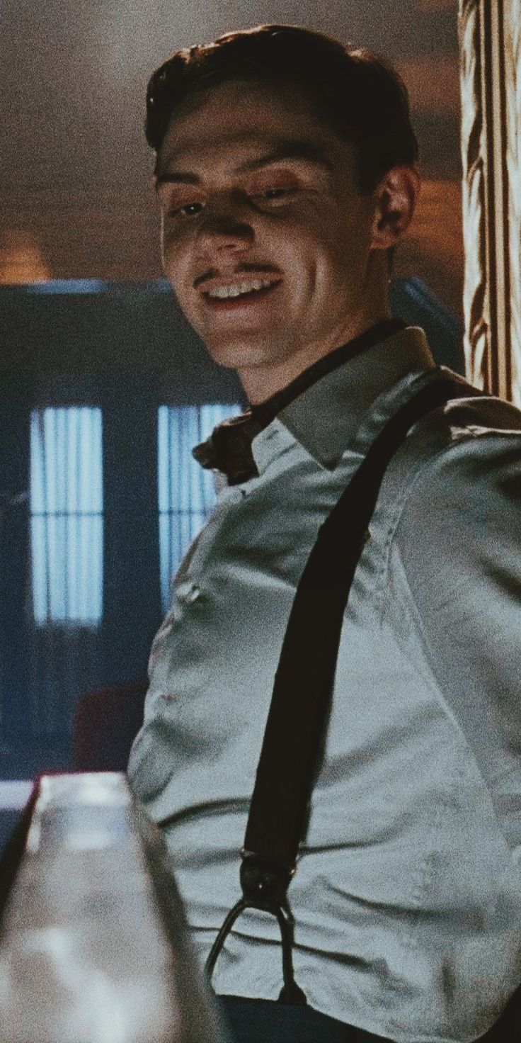 Evan Peters as James March HD Wallpaper