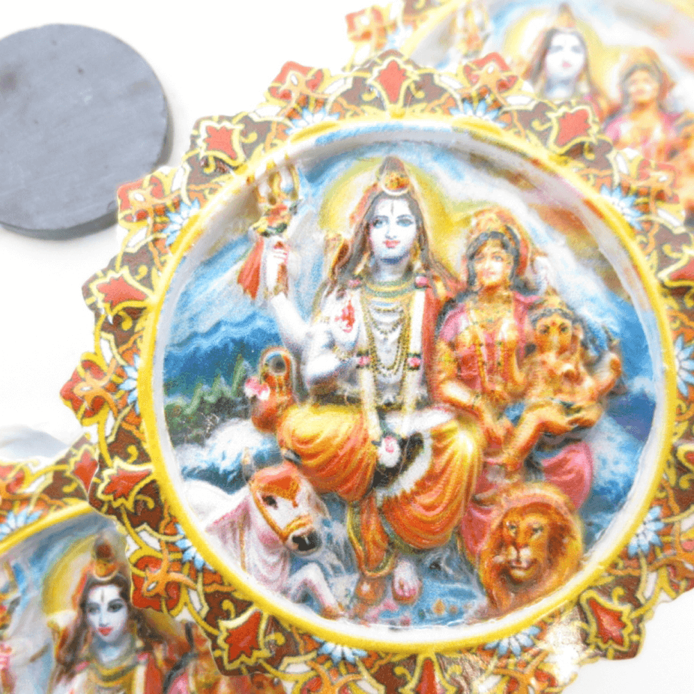 Feng Shui - Διακόσμηση με Μαγνήτη - Shiva Family - πολύχρωμο Διάμετρος: 6 εκ