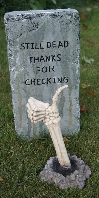 Found On America’s Best Pics And Videos | Creepy Halloween Decorations, Creepy H