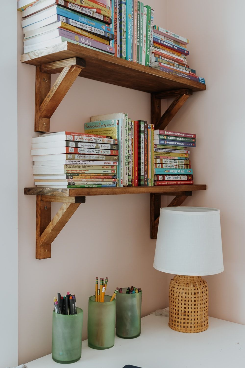 Inexpensive DIY Shelf Brackets DIY Projects - decorhint