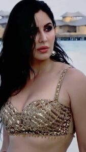 Katrina Kaif, bollywood actress, model, , phone HD Wallpaper