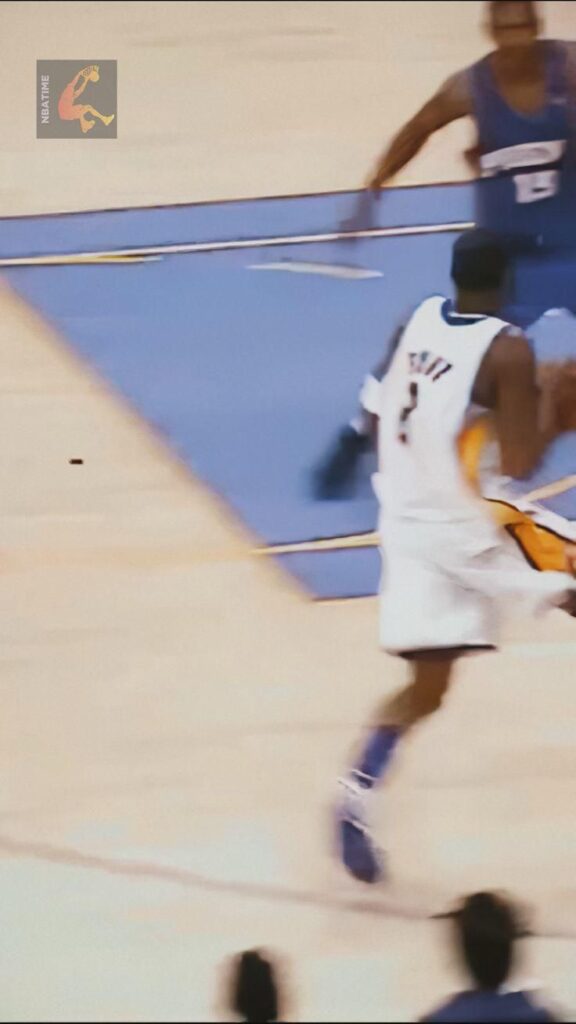 Kobe Bryant Amazing Buzzer: Lakers Vs Suns  #Nba #Viral #Basketball #Nbatime