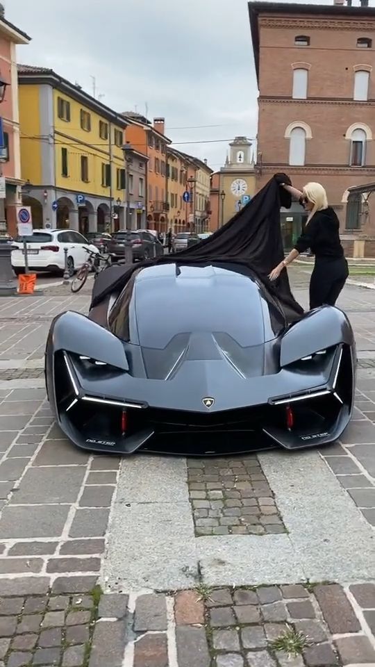 Lamborghini Terzo Millennio Images