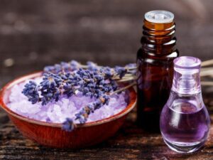 Lavender Essential Oil: Benefits, Uses , Side,Effects | Organic Facts HD Wallpaper