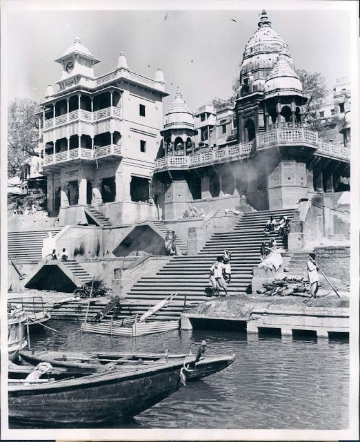 Manikarnika Ghat Main Hindu Creamation Ghat In Varanasi Benares
