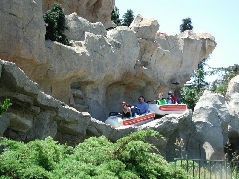 Matterhorn Bobsleds - Disneyland (Anaheim, California, United States)