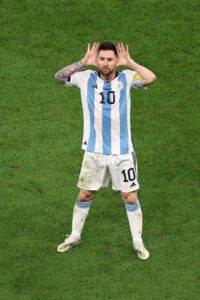 Messi Topo Gigio HD Wallpaper