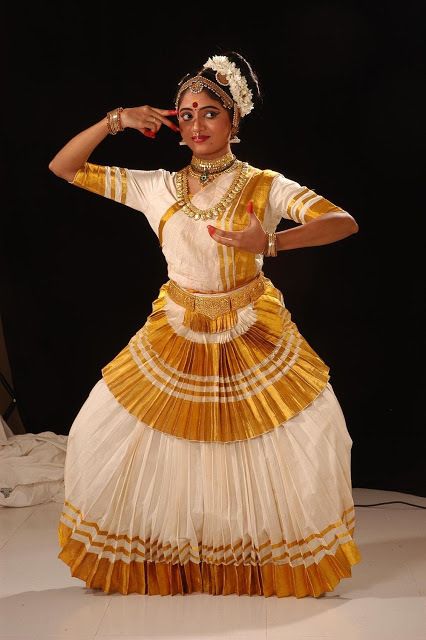 Mohiniyattam dance costume ready made