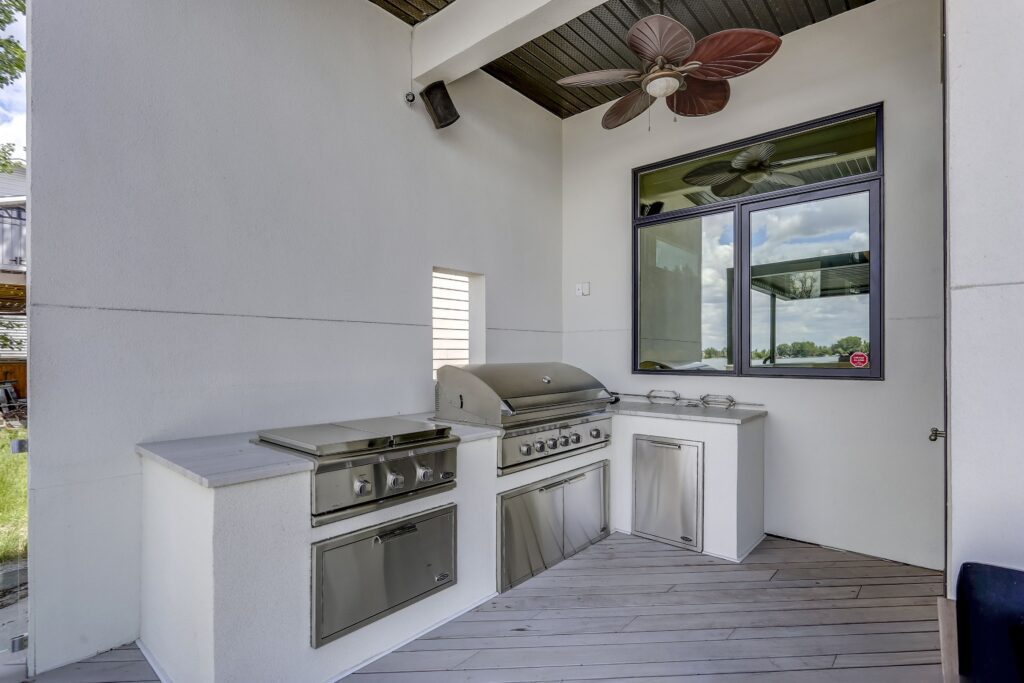 Outdoor Kitchen Images