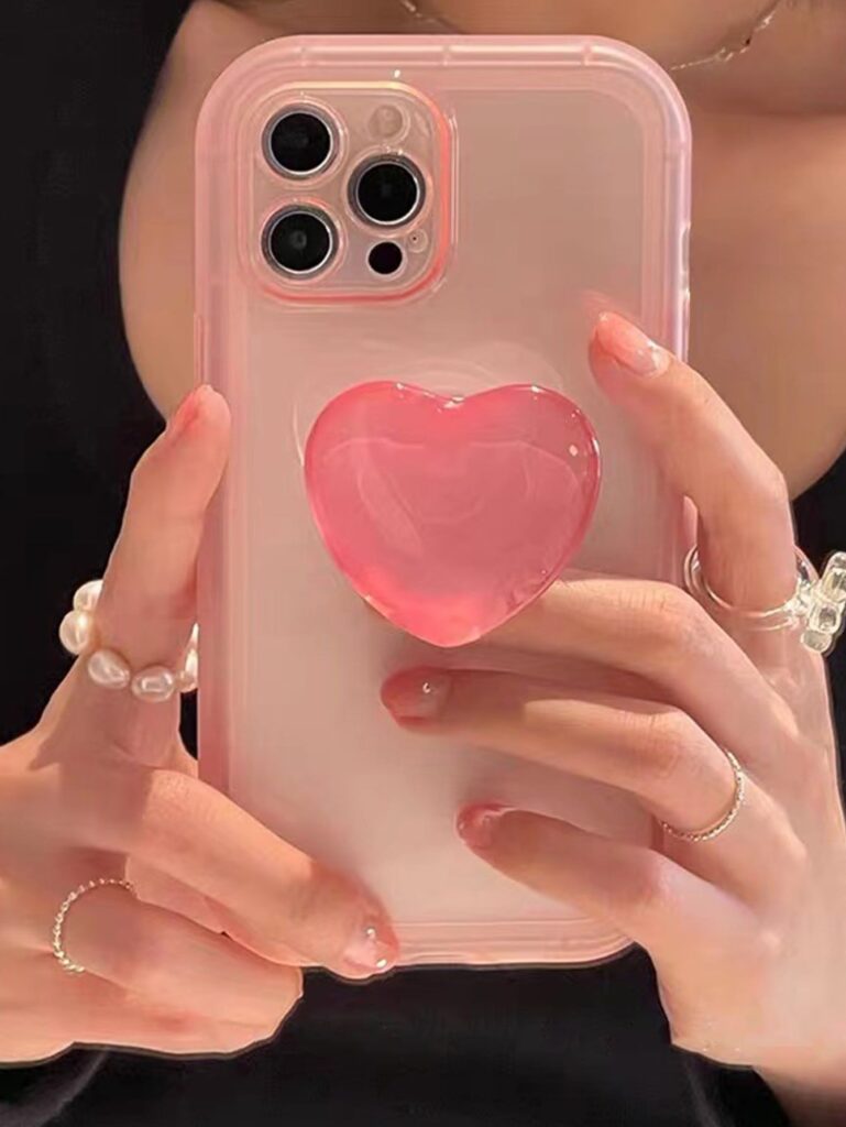 Plain Clear Phone Case With Heart Shaped Pop Out Phone