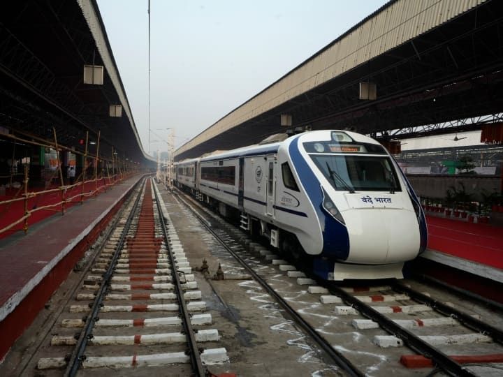 Pm Narendra Modi To Inaugurate Vande Bharat Train Secunderabad To