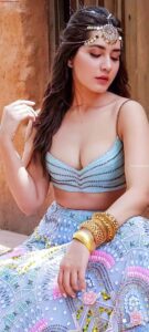 Rashi Khanna Hottest Navel, Sexy Cleavage HD Wallpaper