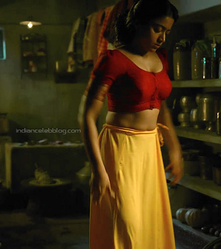 Rashmika Mandanna Pushpa Telugu Movie Sari Cleavage Caps