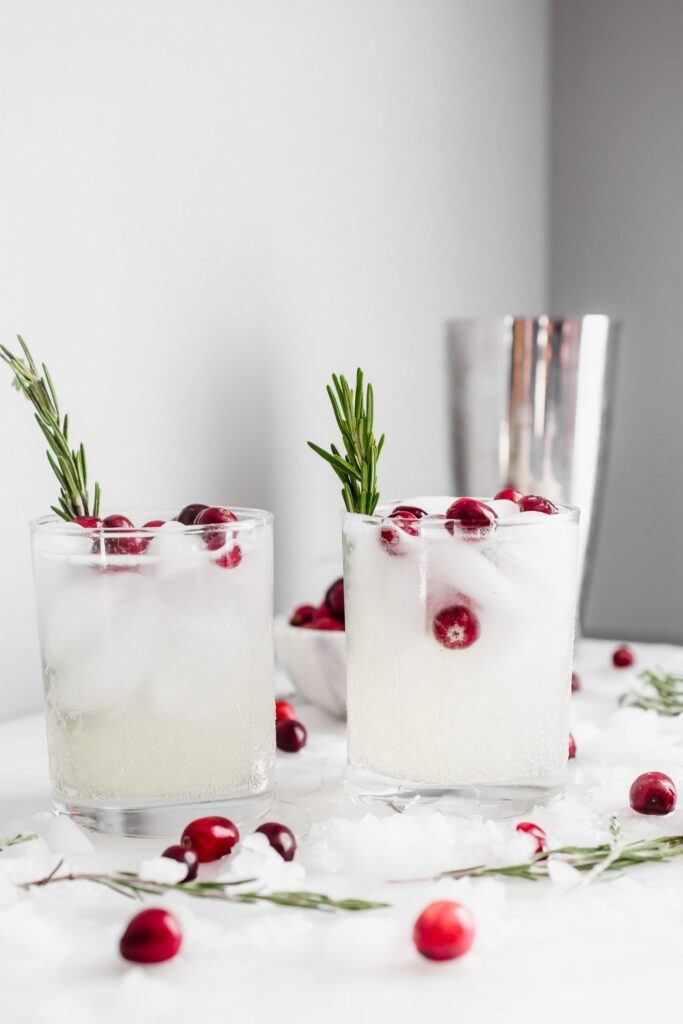 The Mistletoe Kiss (Christmas Cocktail)