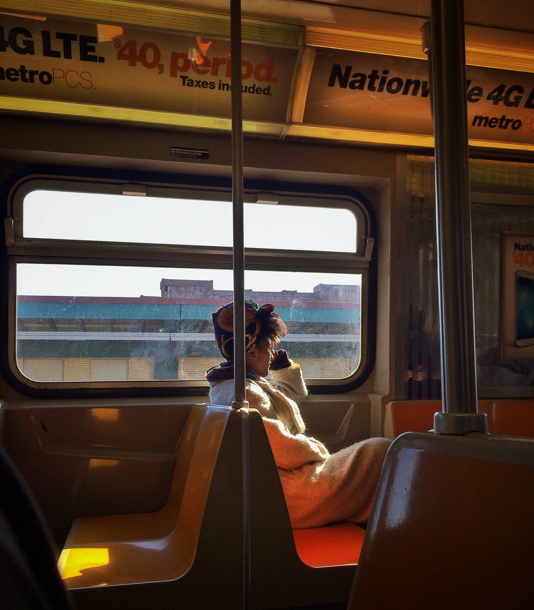 UNLIMITED METROCARD: Candid NYC Subway Photographs
