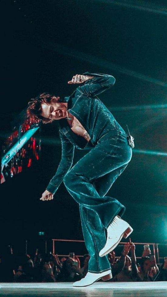 Which Harry Styles Song You Are Based On Your Zodiac Sign - Society19