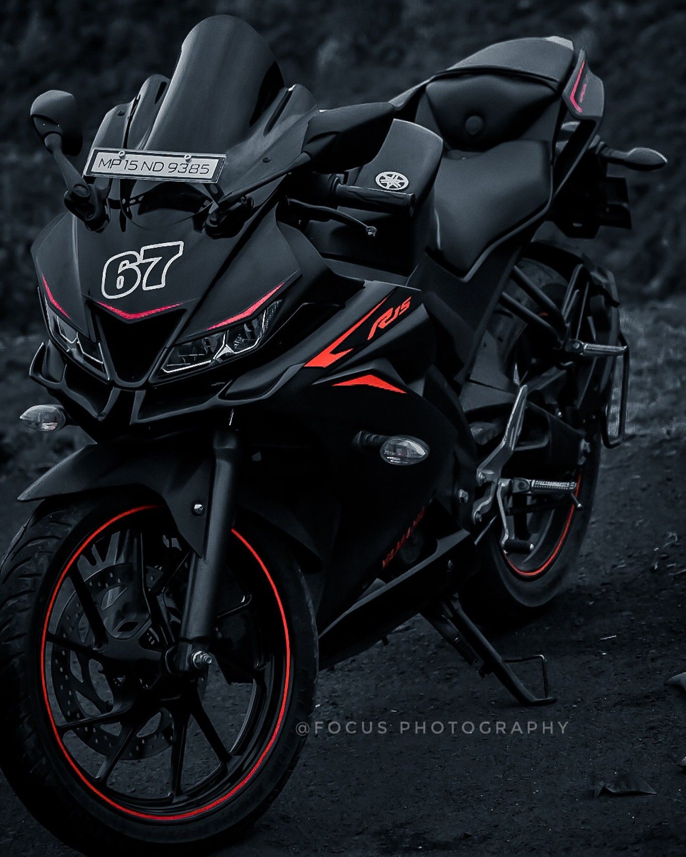 Yamaha yzf R15 v3 ..black and red ..