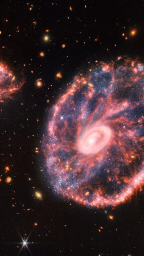 Te Cartwheel Galaxy Images